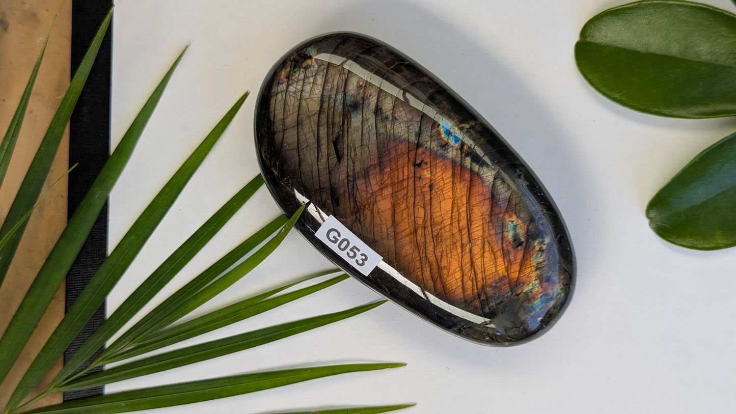 G053 Labradorite galet