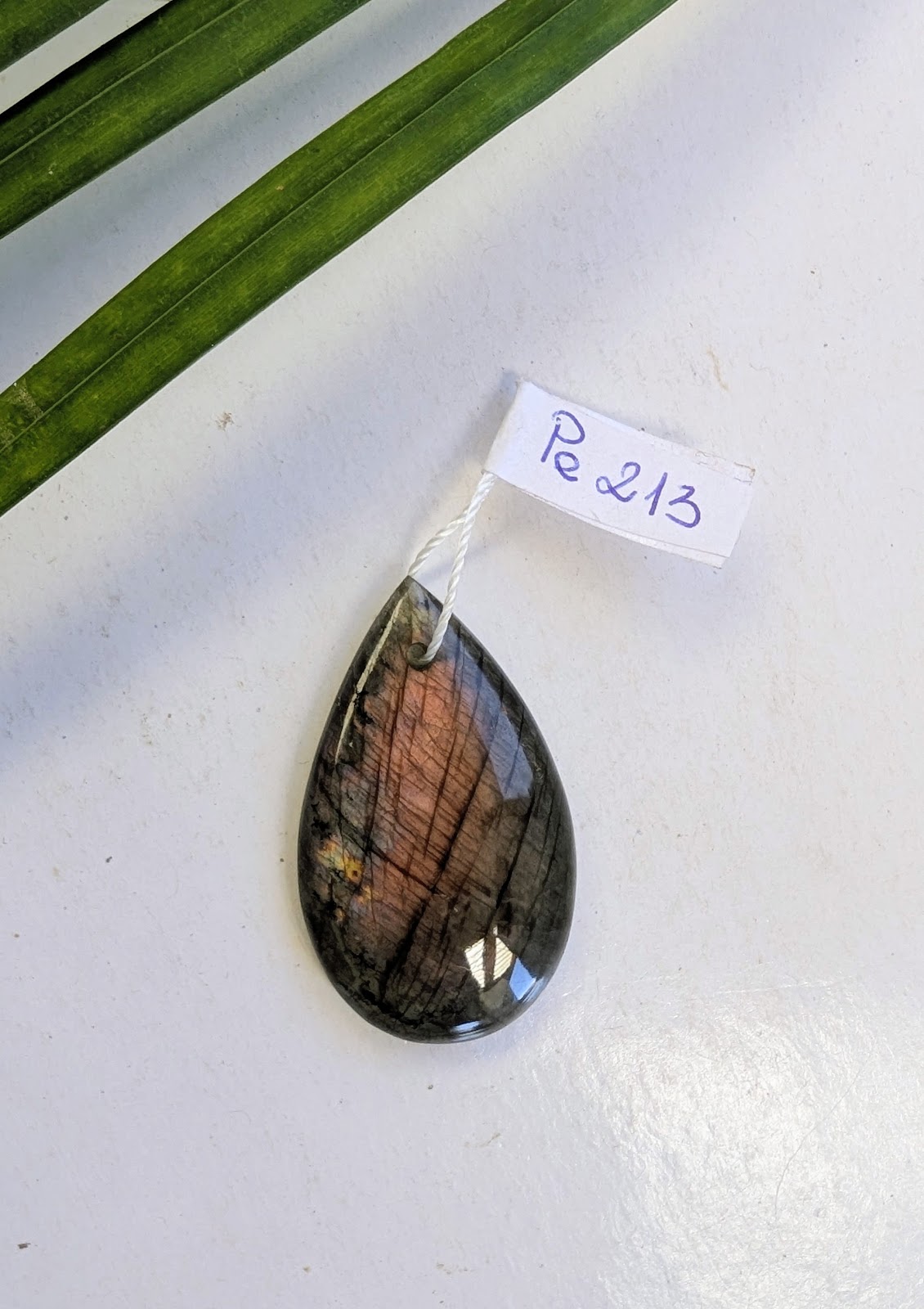 Pe 213 Labradorite pendentif