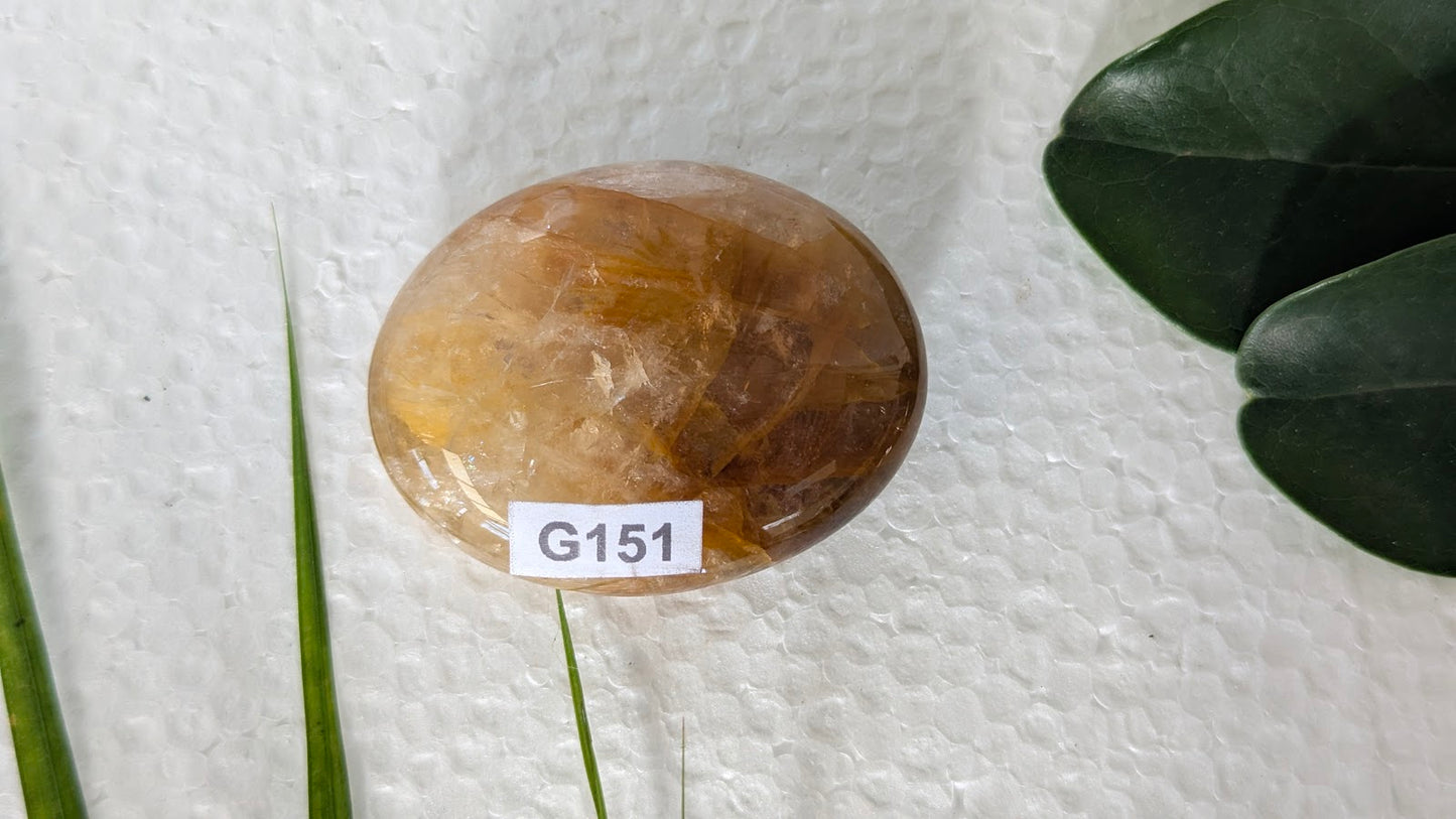 G151 Quartz hematoide jaune galet