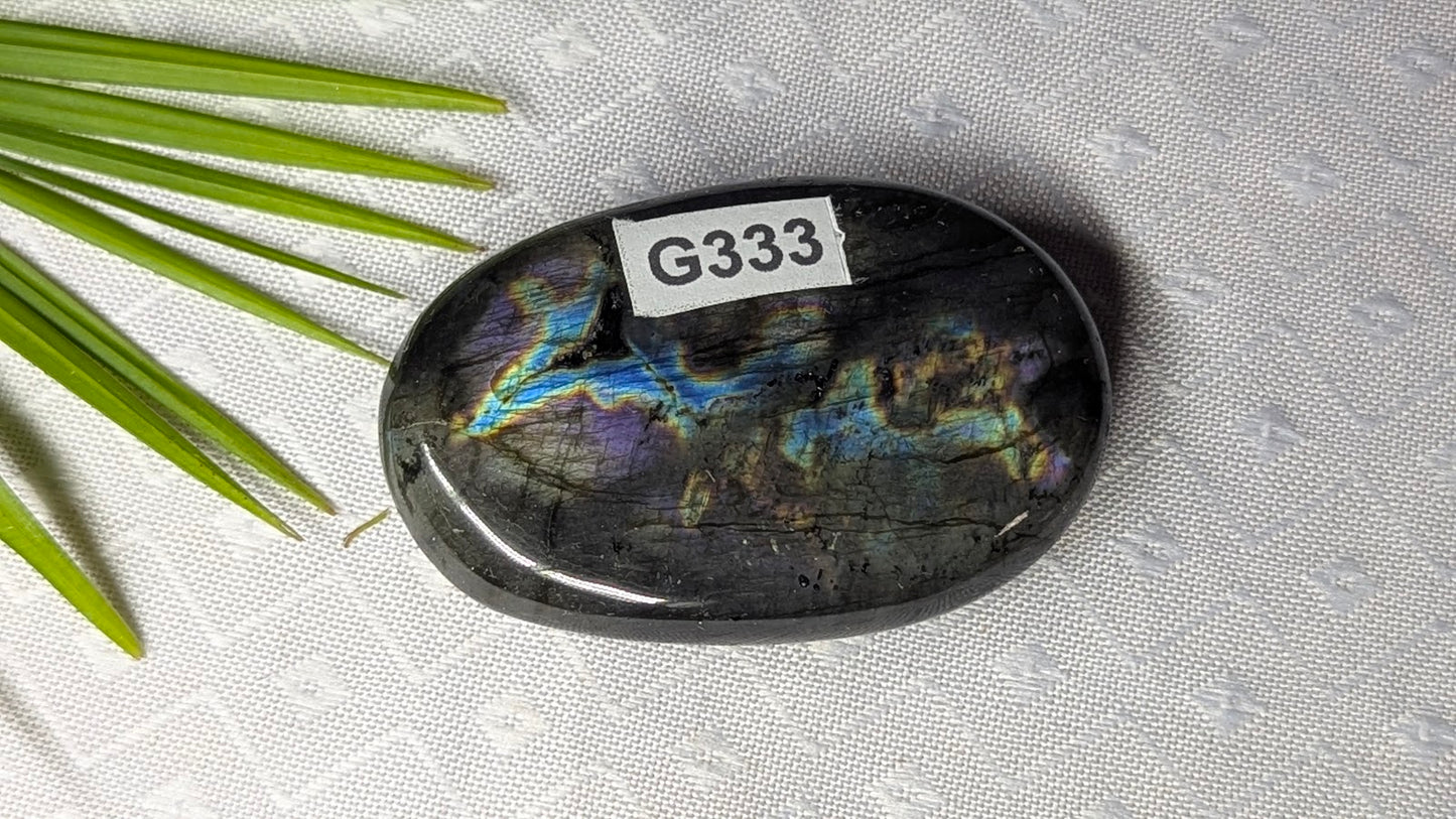 G333 Labradorite galet