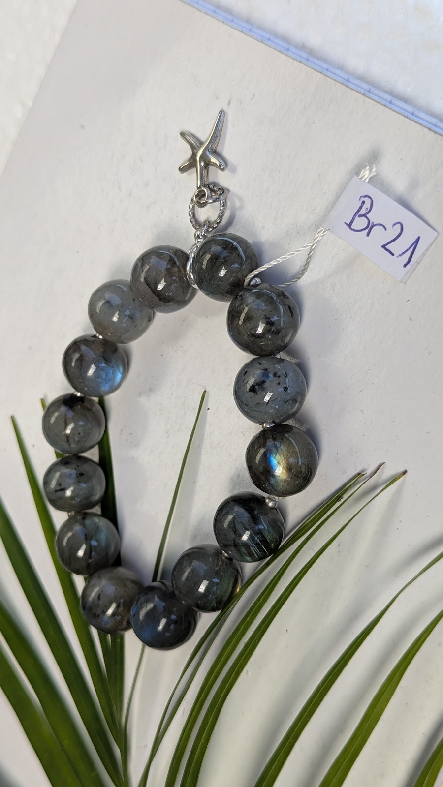 Br21 Labradorite bracelet
