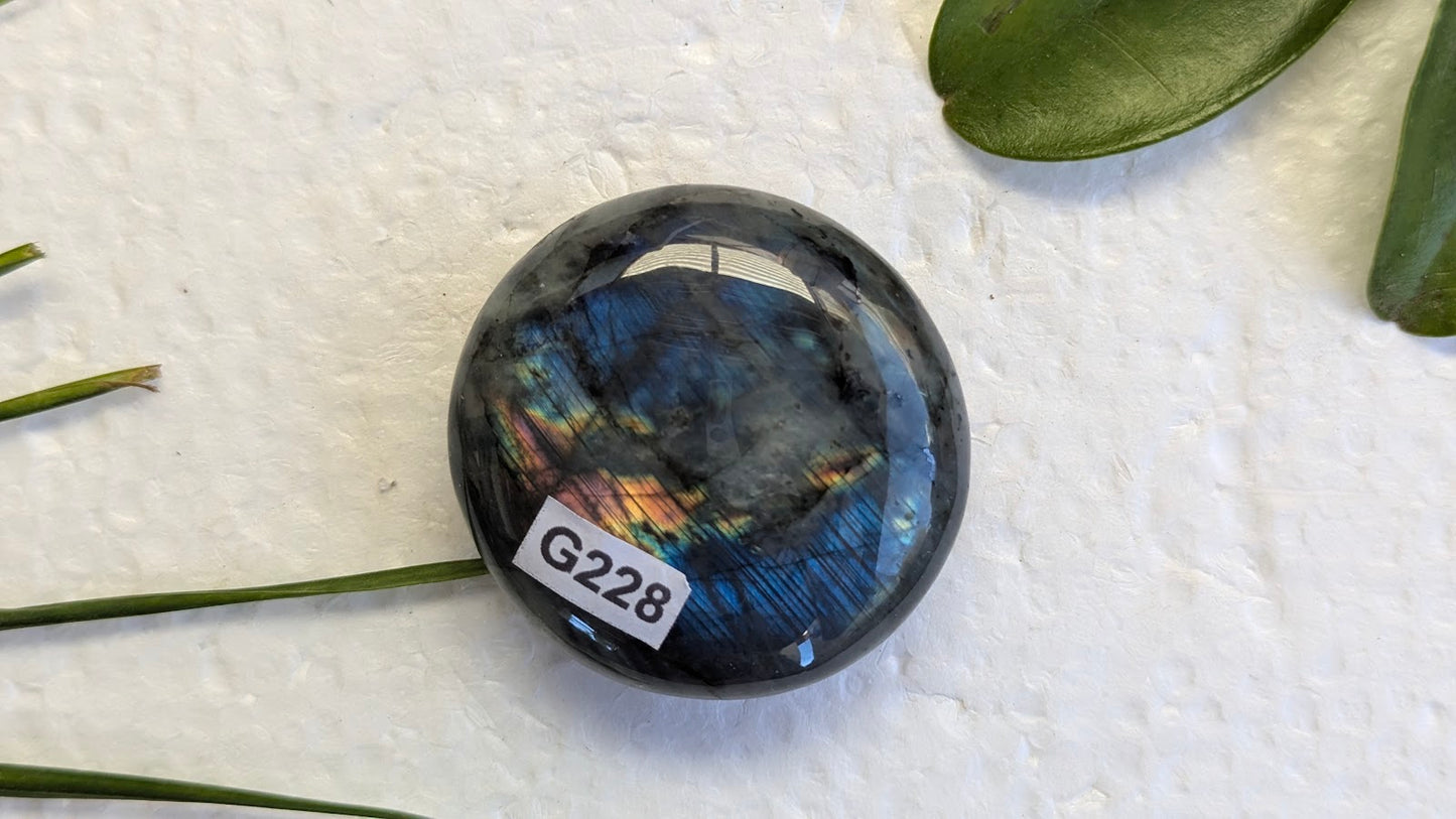 G228 Labradorite Galet