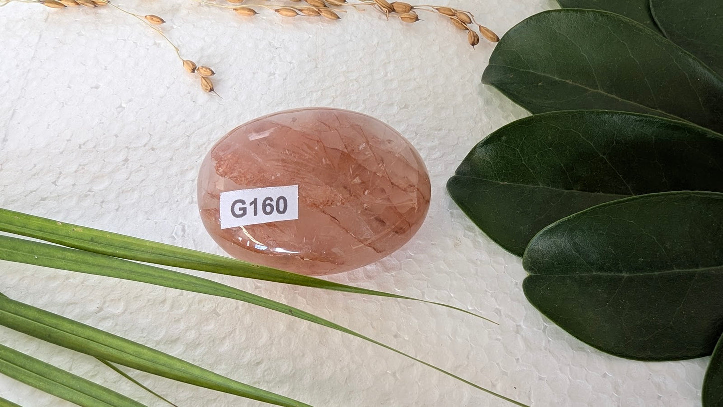G160 Quartz hematoide rouge galet