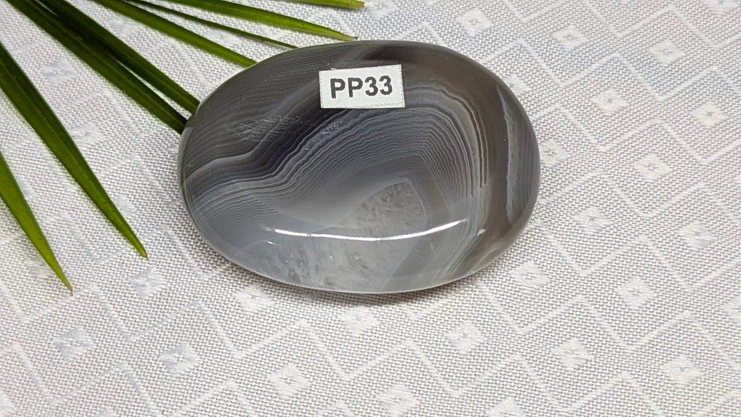 PP33 Agate pierre de pouce