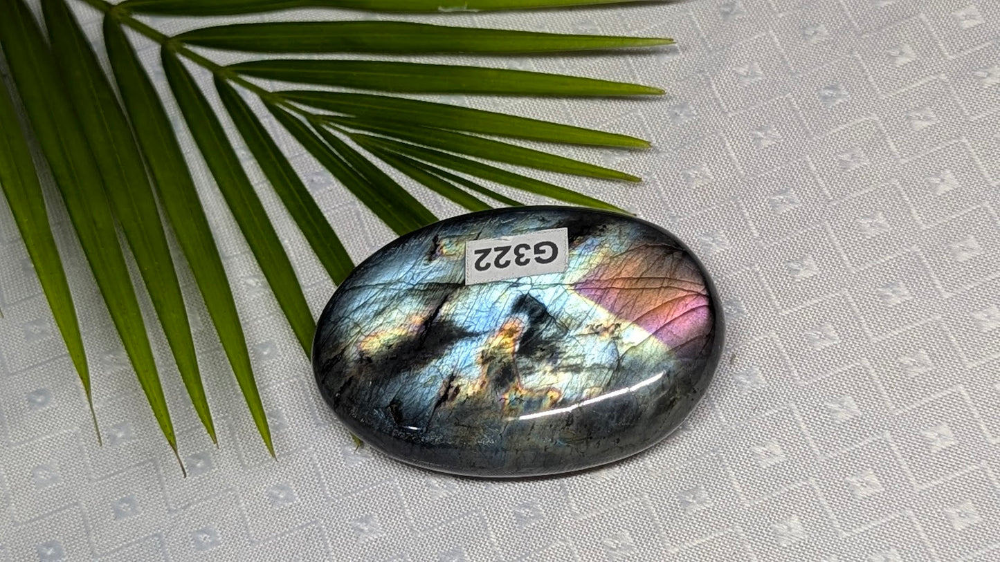 G322 Labradorite galet