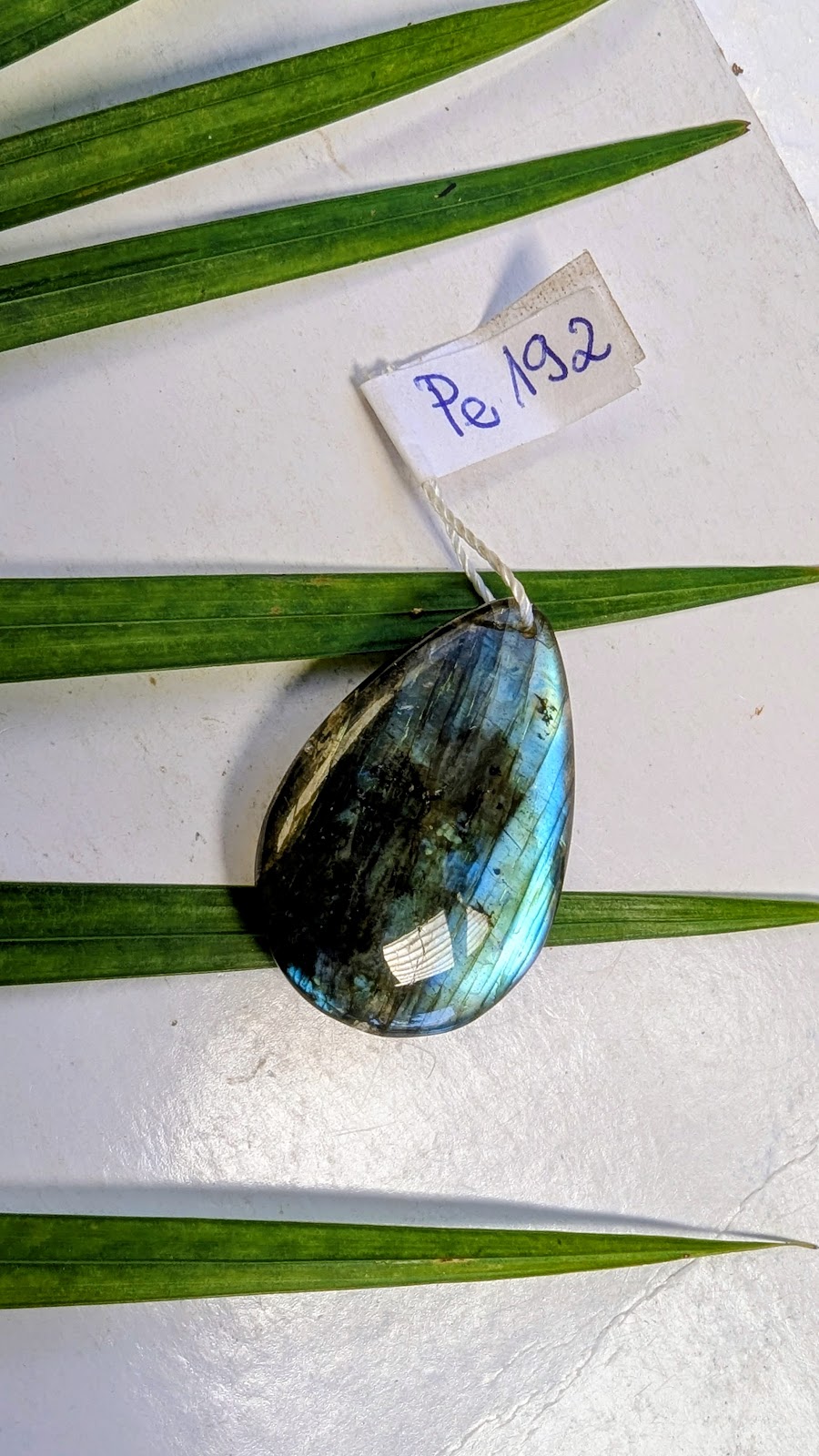 Pe 192 Labradorite pendentif