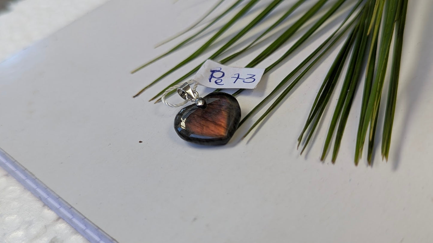 Pe 73 Labradorite Pendentif