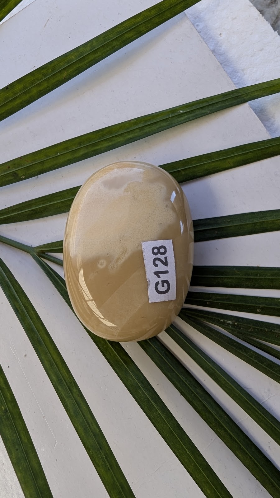 G128 Agate Galet