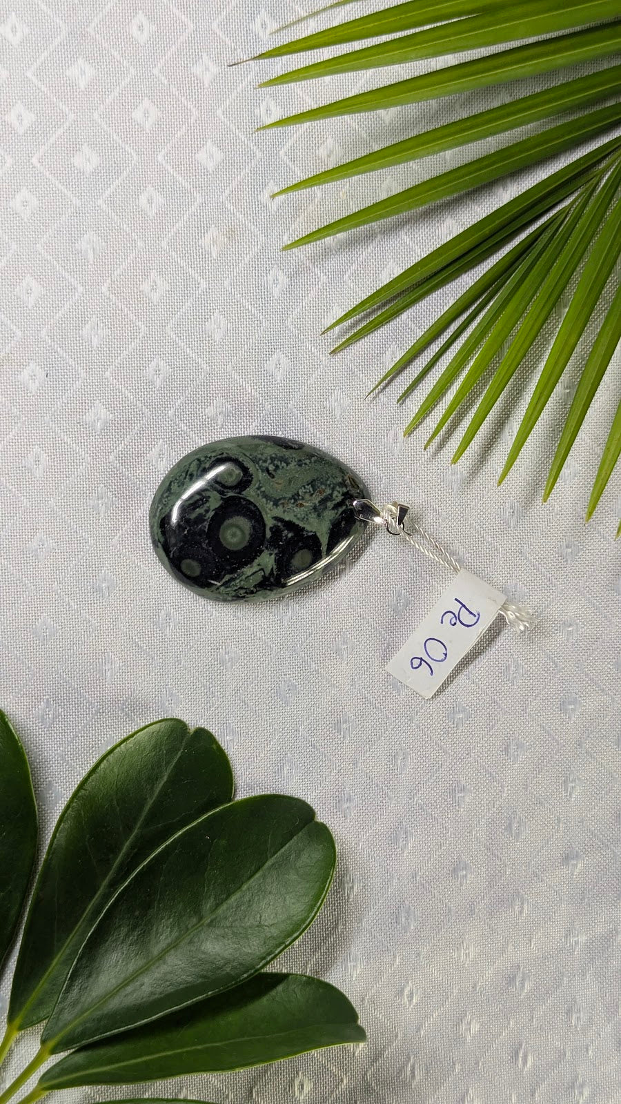 Pe 06 Pendentif Jaspe Kambamba Goutte