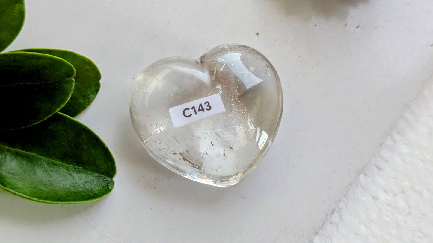 C143 Cristal de roche Coeur