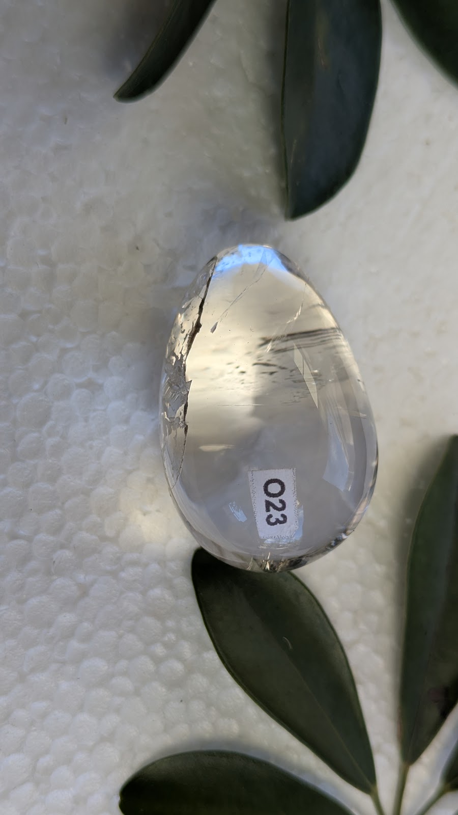 O23 Cristal de roche Oeuf