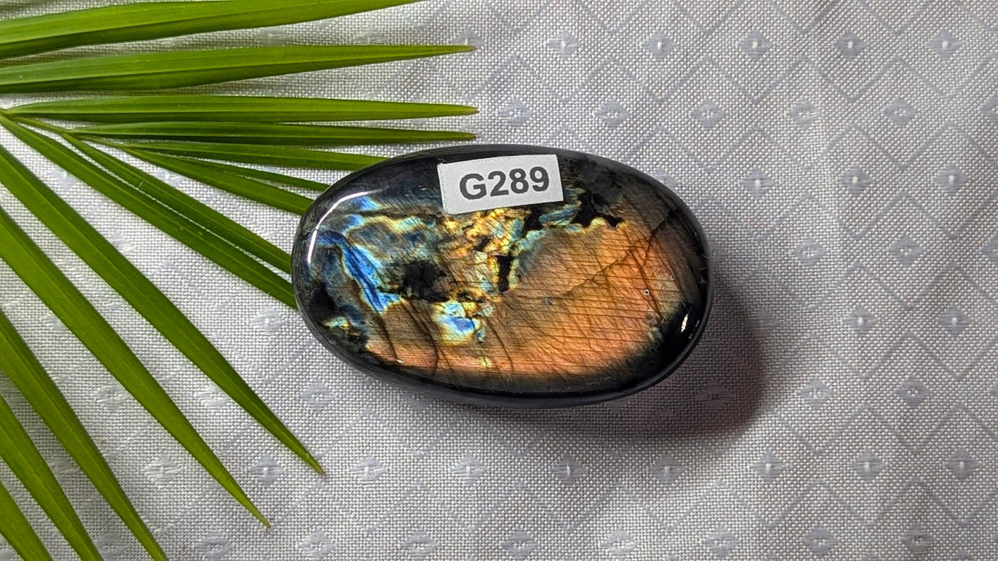 G289 Labradorite galet