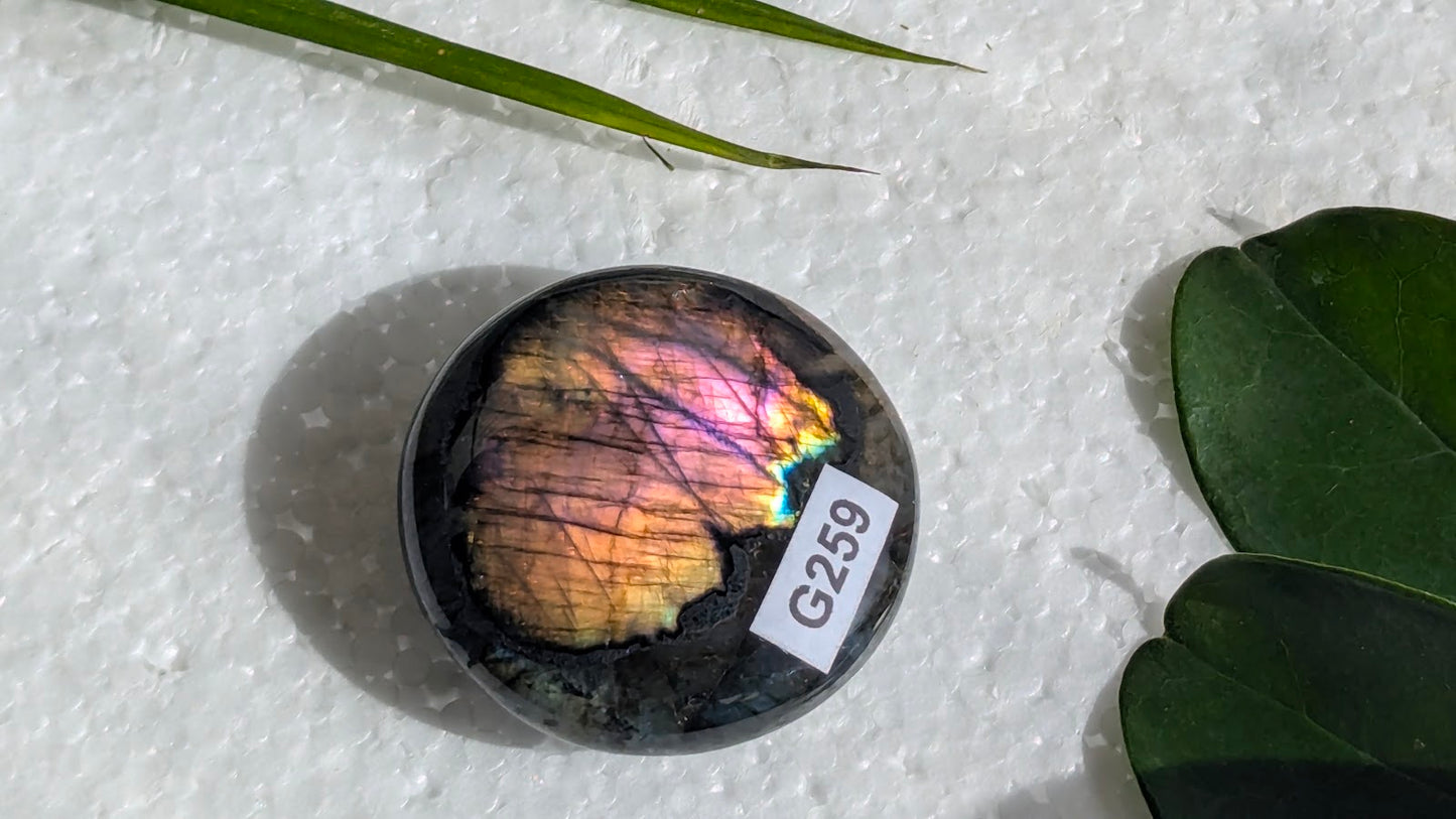 G259 Labradorite Galet