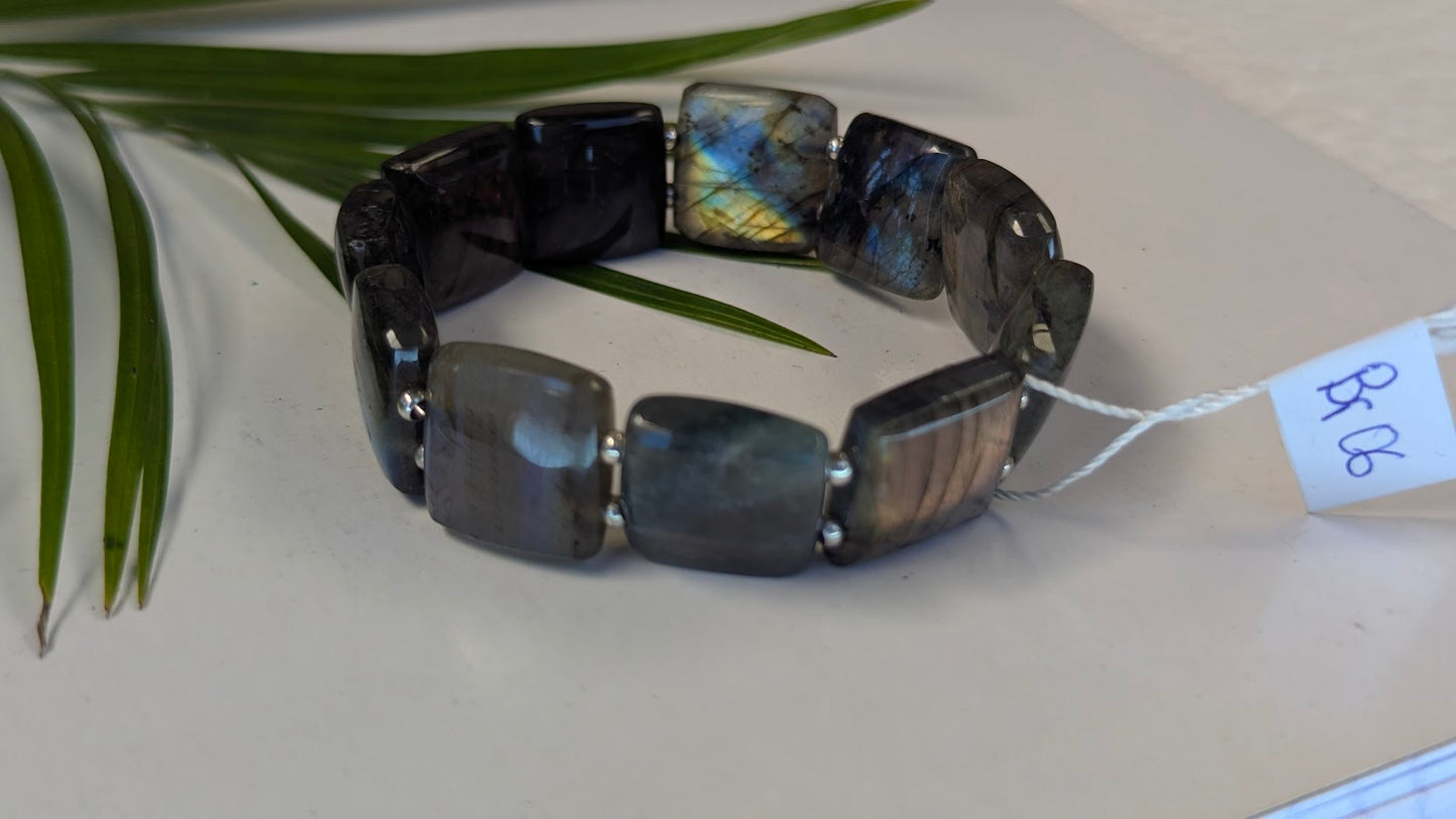 Br 06 Labradorite bracelet