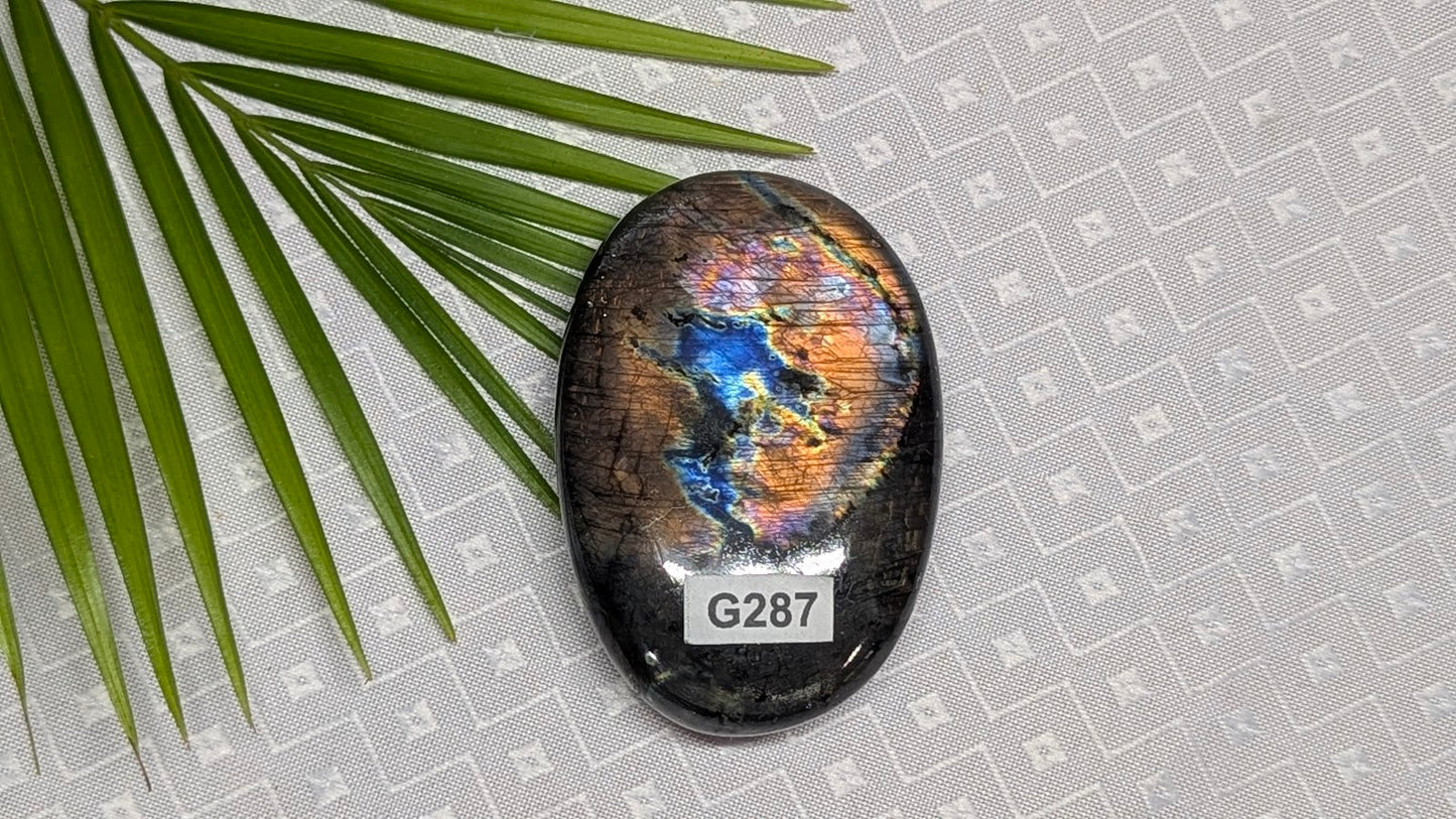 G287 Labradorite galet