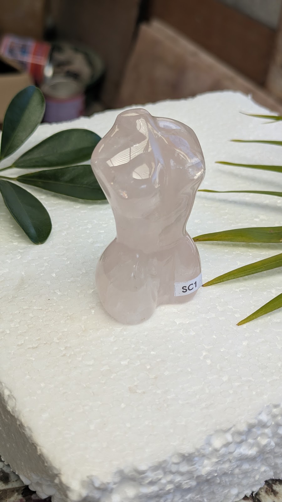 SC1 Quartz rose manequin