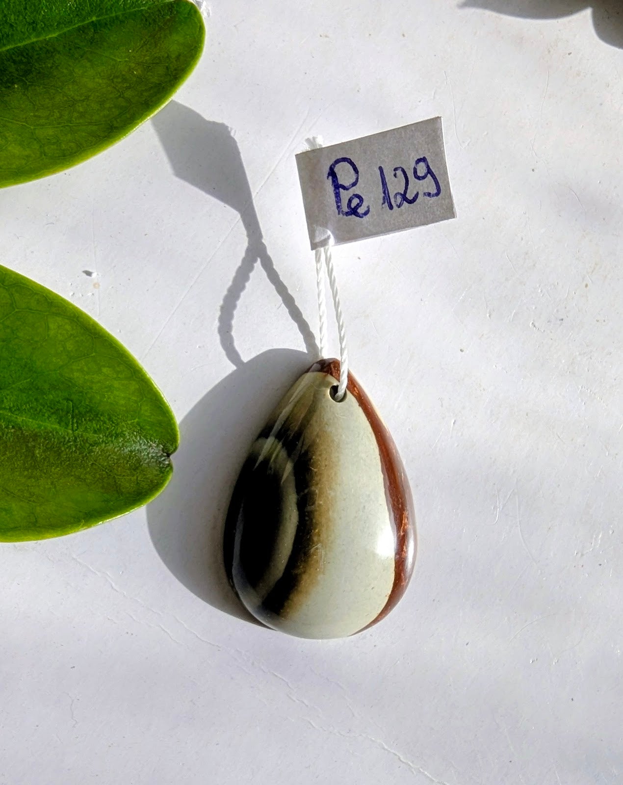 Pe 129 jaspe Pendentif