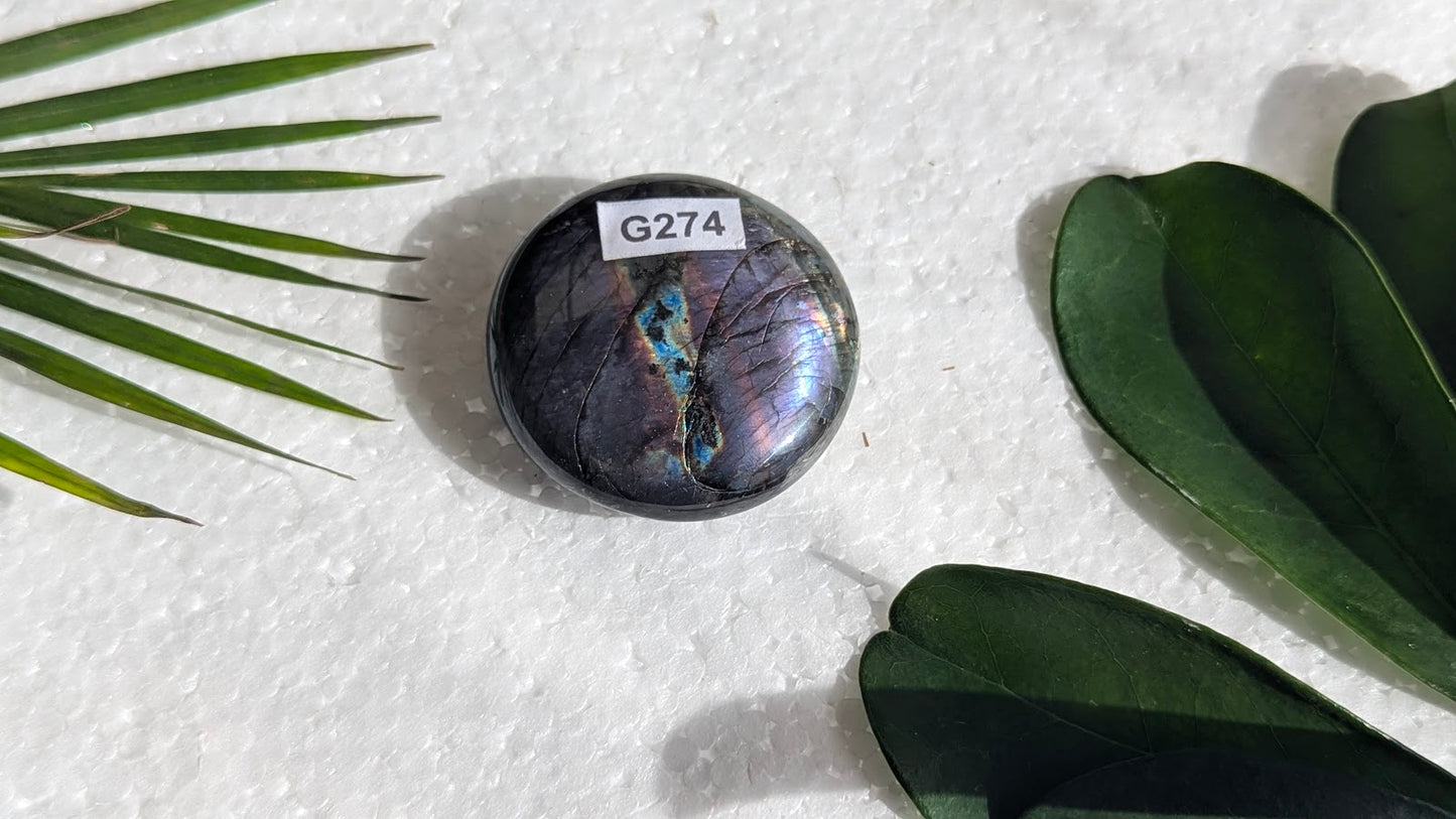 G274 Labradorite Galet