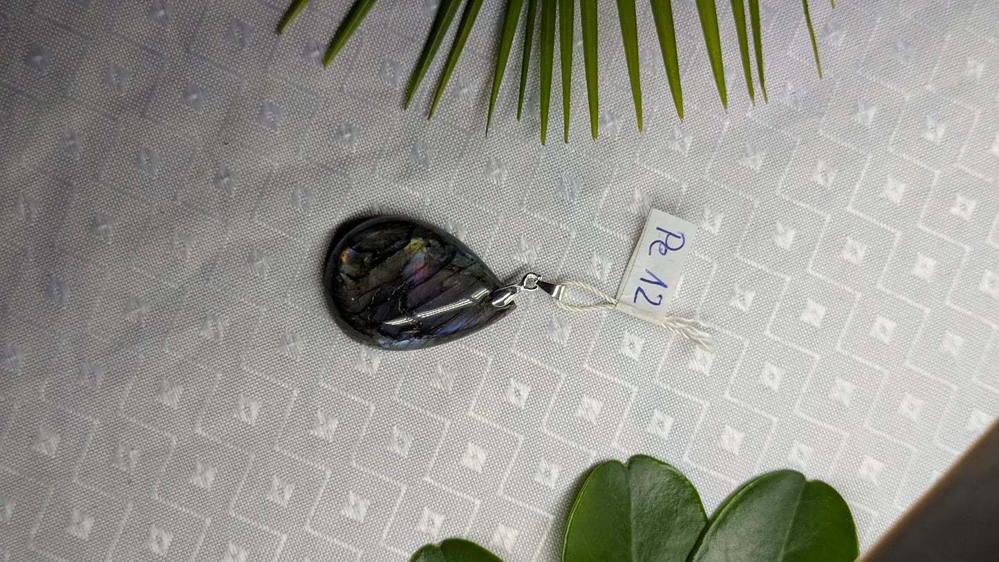 Pe 12 Pendentif Labradorite Goutte