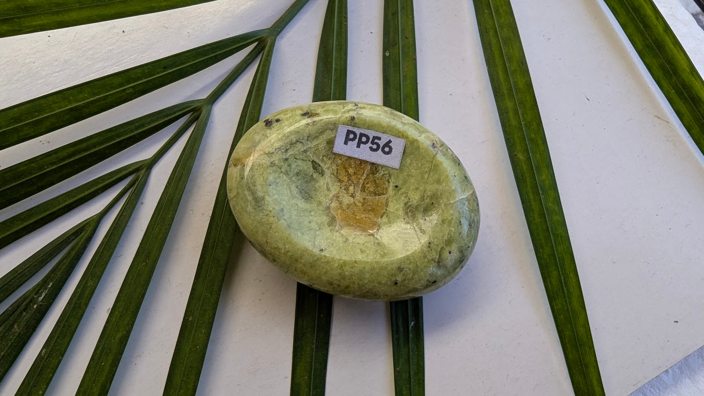 PP56 Opale Verte Pierre de pouce