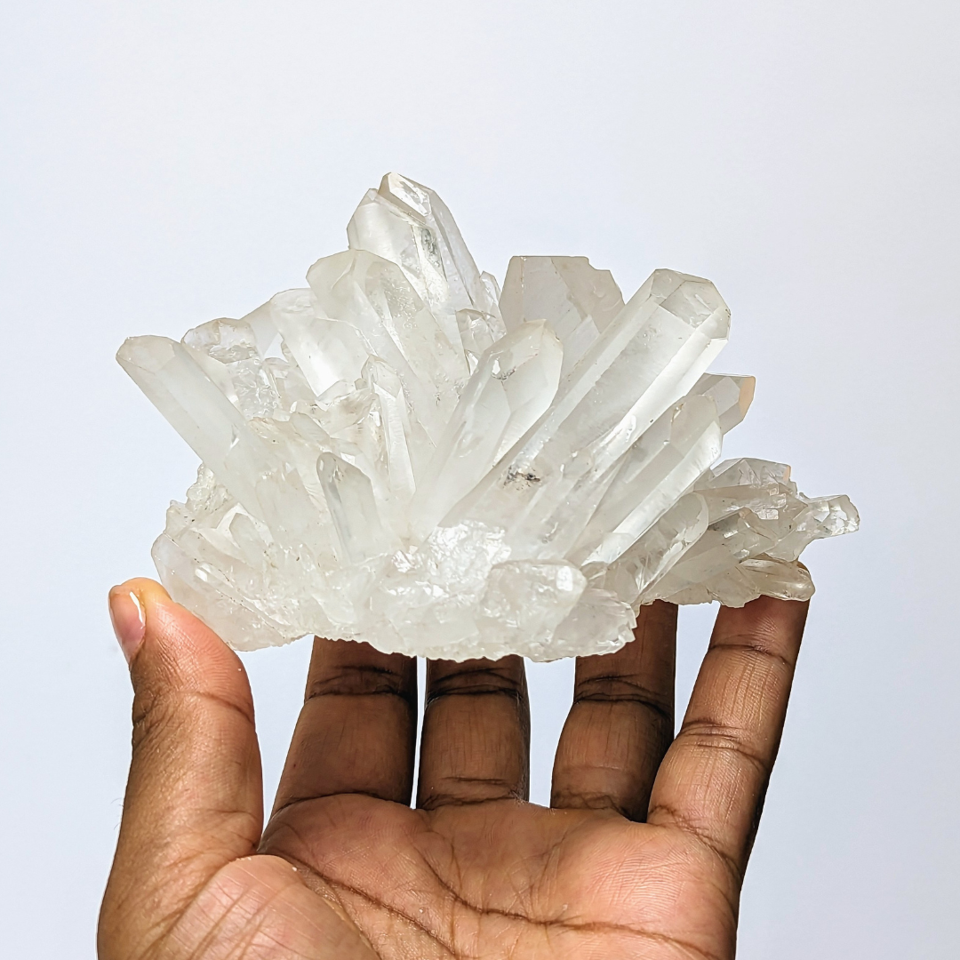 Geode Natural rock crystal, polished edges