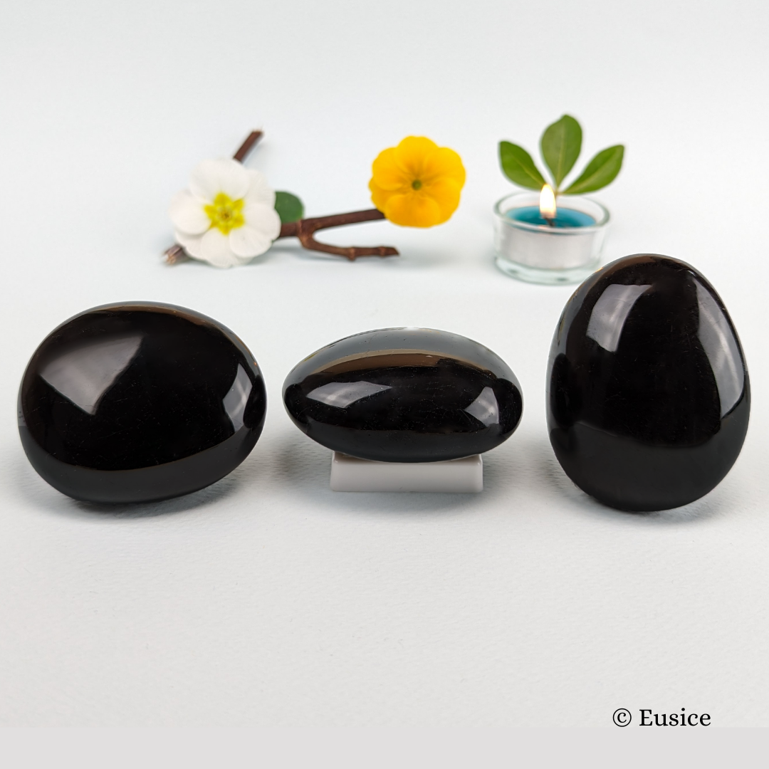 Tourmaline Noire, mon Galet Litho fait-main