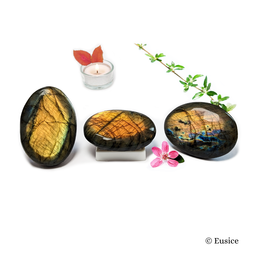 Labradorite Impériale, mon Galet Litho Format Poche