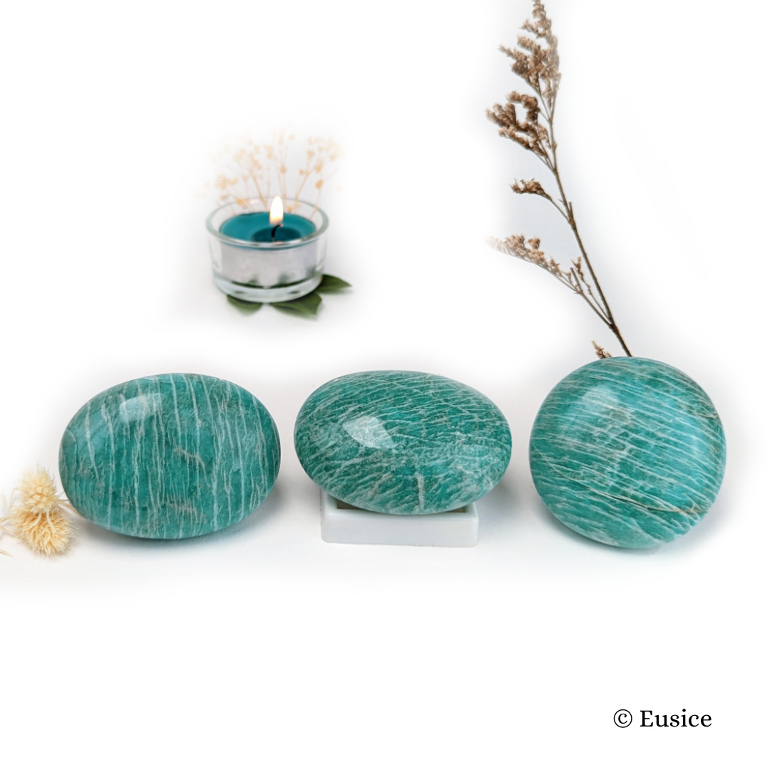 Amazonite, my handmade Litho Pebble