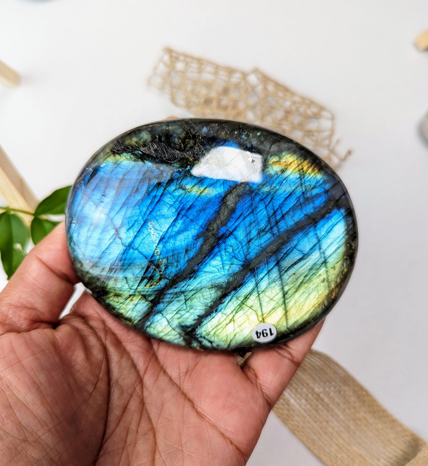 Labradorite Galet Multicolore 318g, 100% naturelle fait main, protection et beauté unique