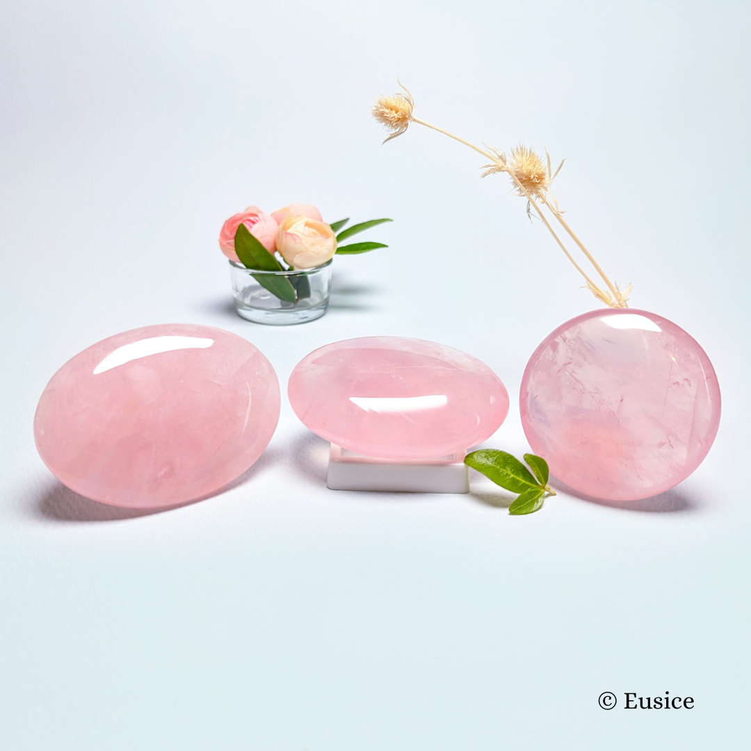 Rose Quartz, my handmade Litho Pebble