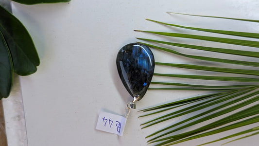 Pe 44 Pendentif Labradorite Goutte