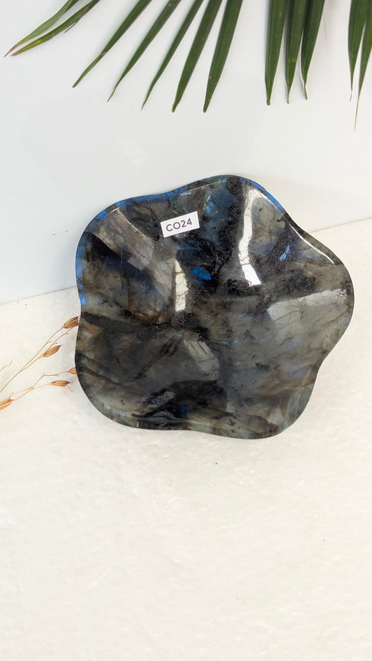 CO24 Labradorite Coupelle