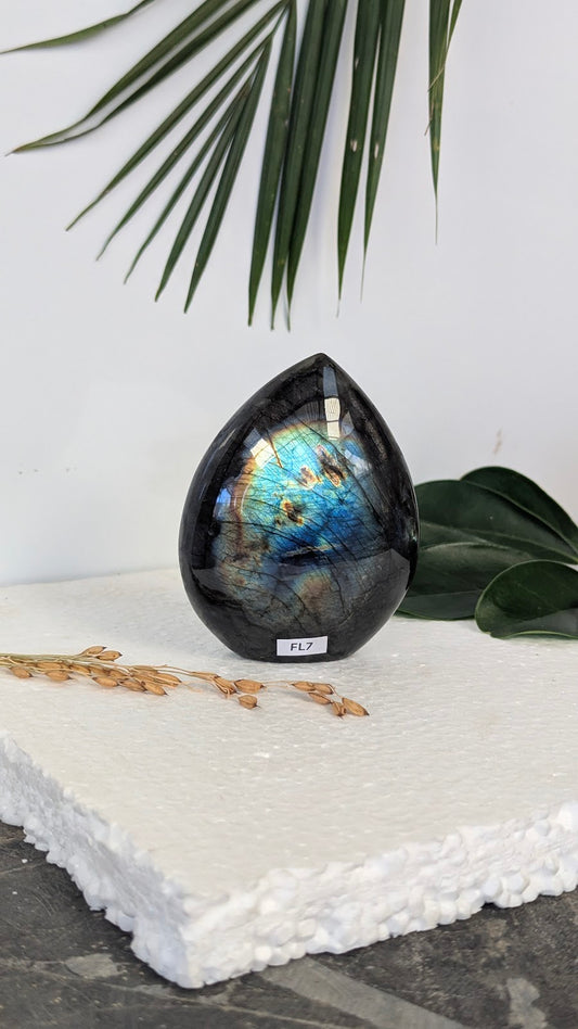 FL7 Labradorite Forme libre