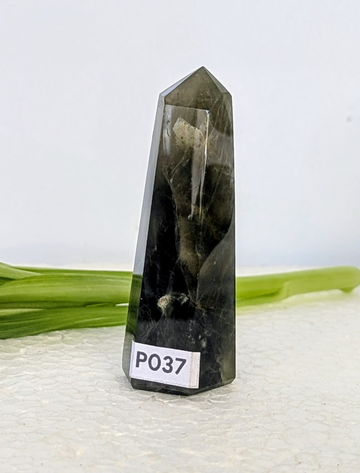 PO37 Quartz-Lodolite Prisme