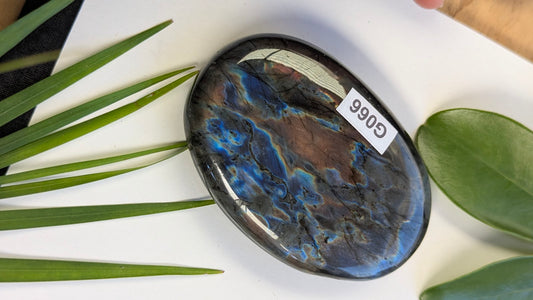 G066 Labradorite galet