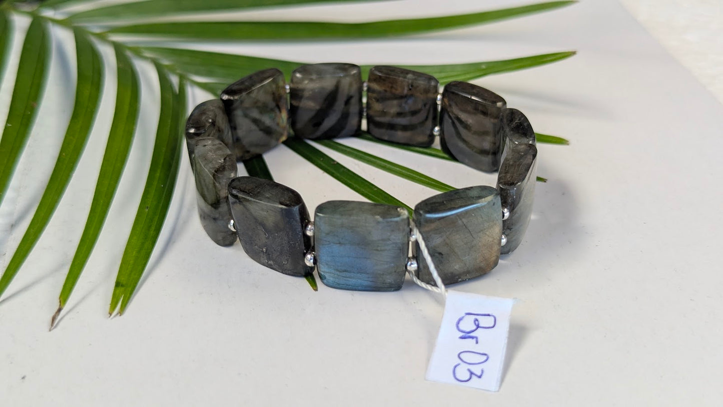 Br 03 Labradorite bracelet