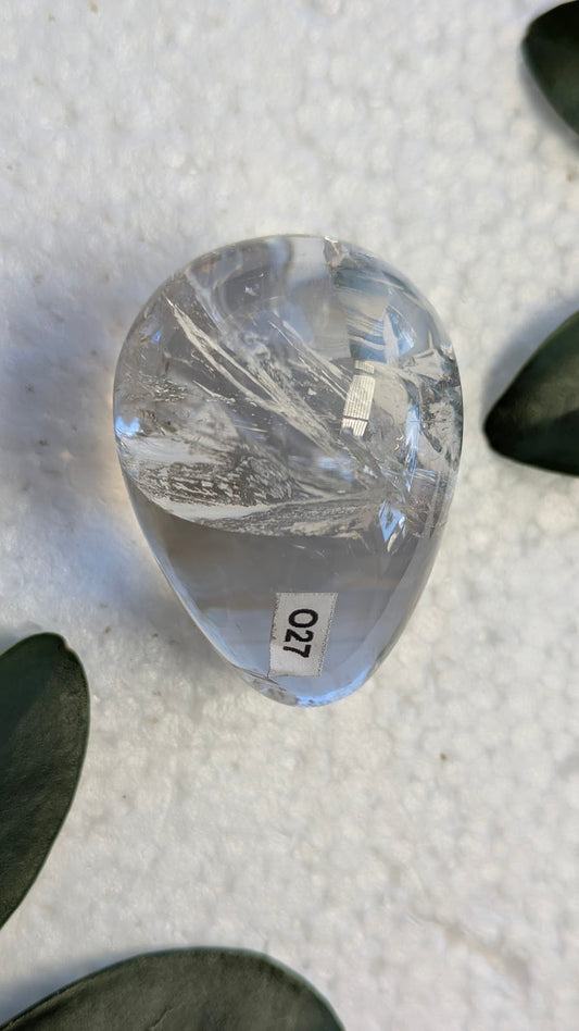 O27 Cristal de roche Oeuf
