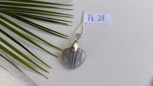 Pe 28 Pendentif Agate Coeur