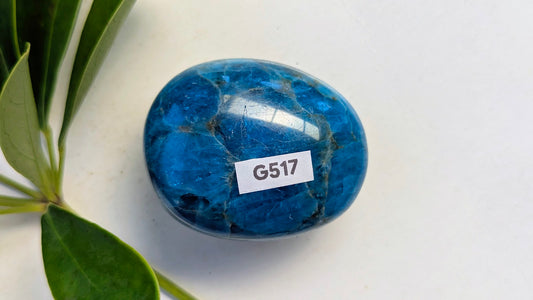 G517 Apatite galet