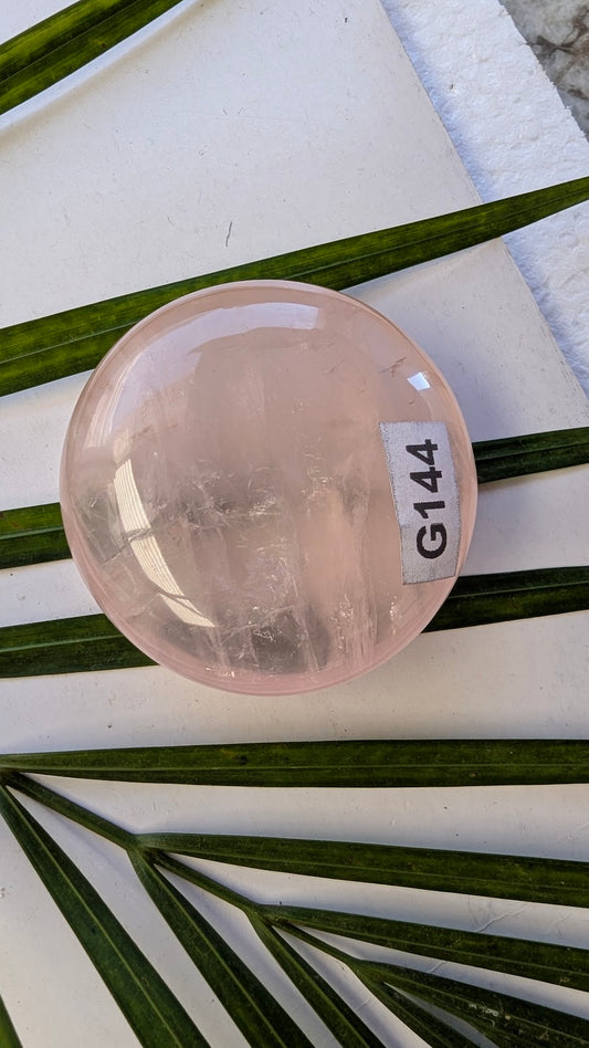 G144 Quartz rose Galet
