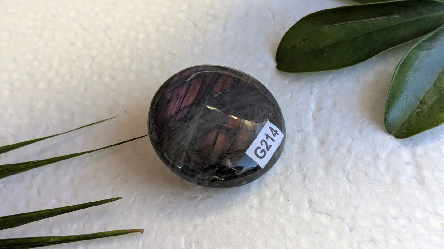 G214 Labradorite Galet