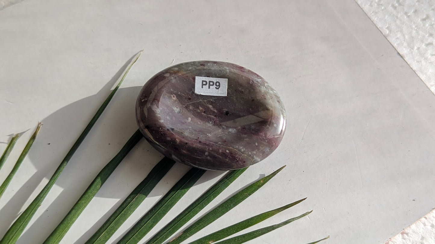 PP9 Tourmaline rose Pierre de pouce