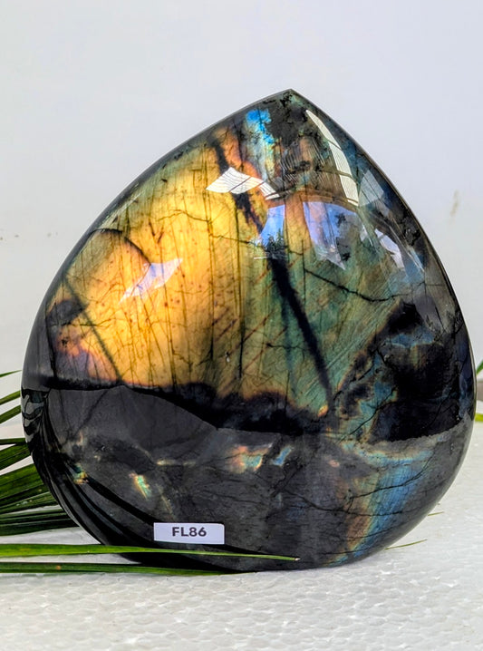 FL86 Labradorite Forme libre