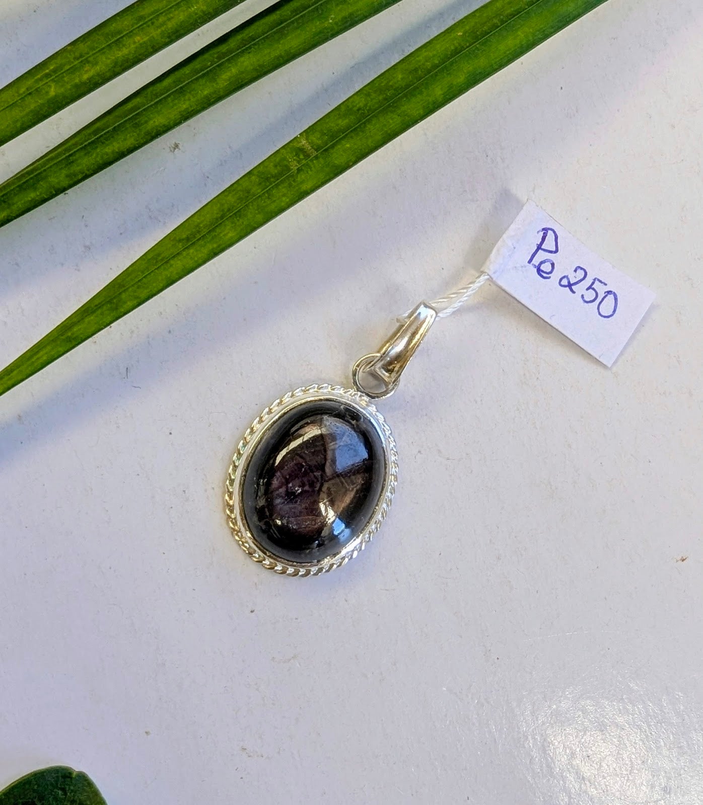 Pe 250 Saphir Pendentif