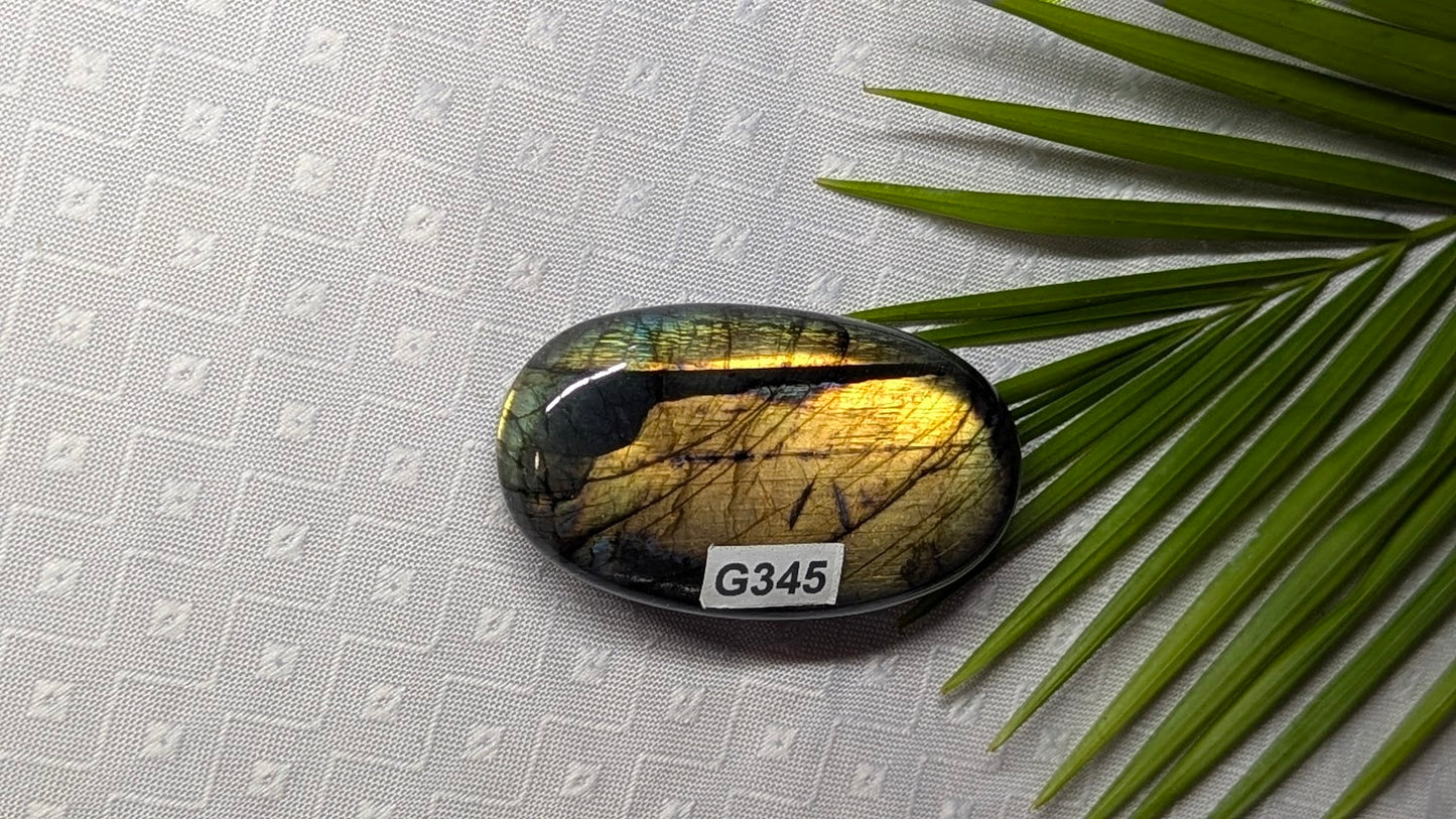 G345 Labradorite galet