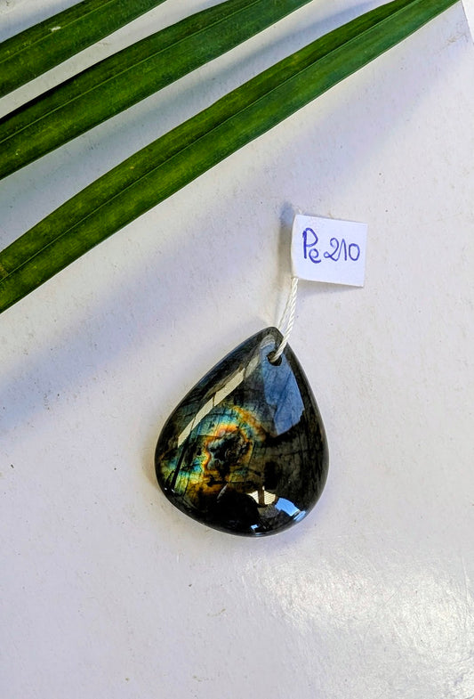 Pe 210 Labradorite pendentif