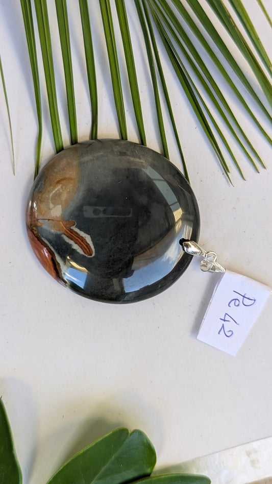 Pe42 Pendentif Jaspe polychrome Pleine lune
