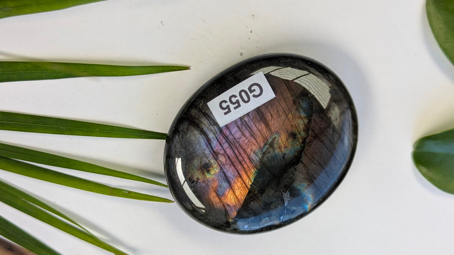 G055 Labradorite galet