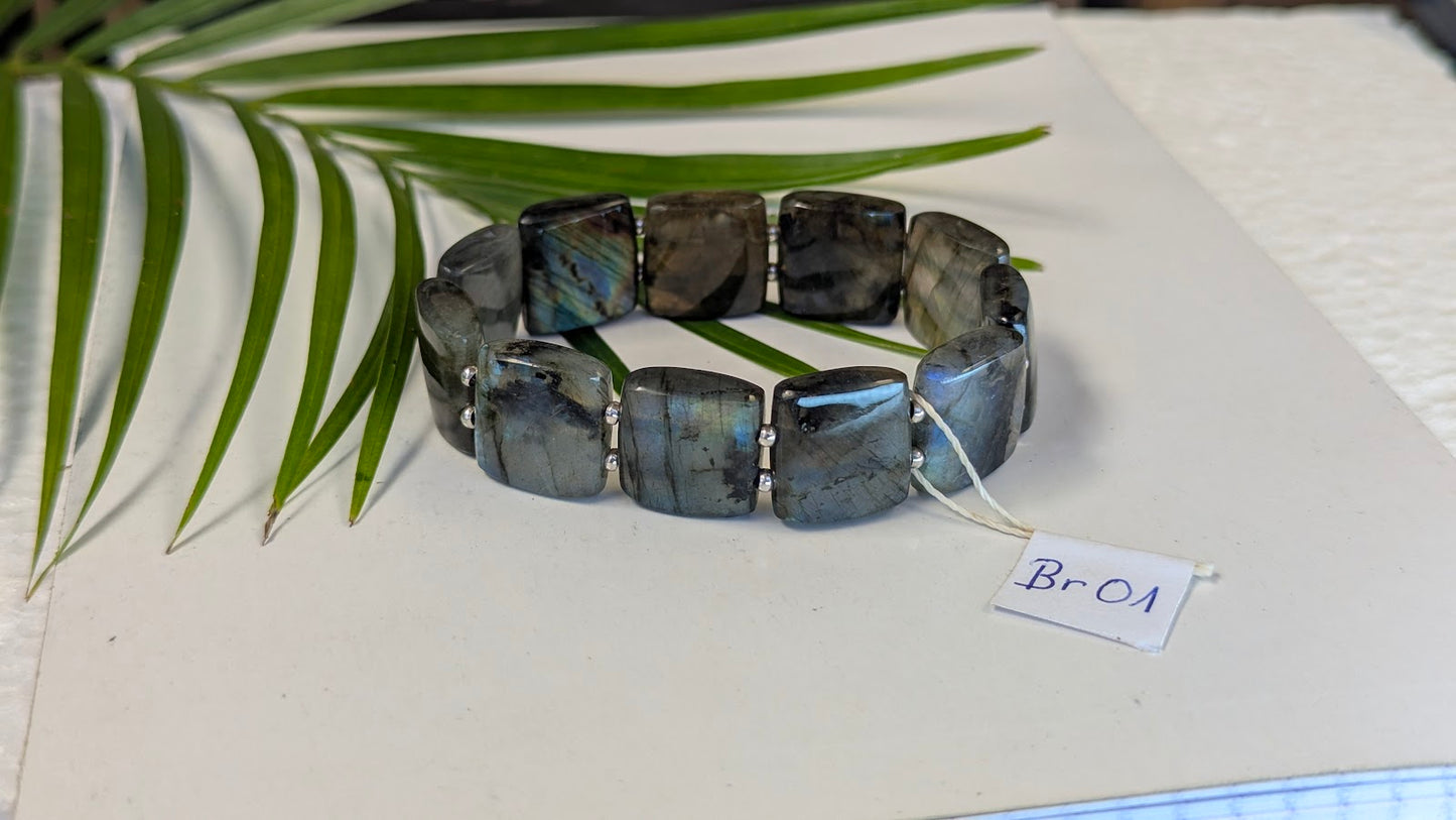 Br 01 Labradorite bracelet