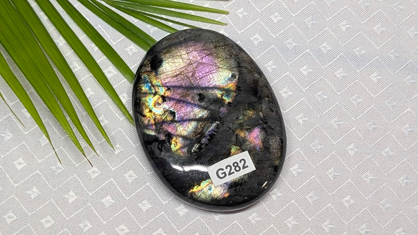 G282 Labradorite galet